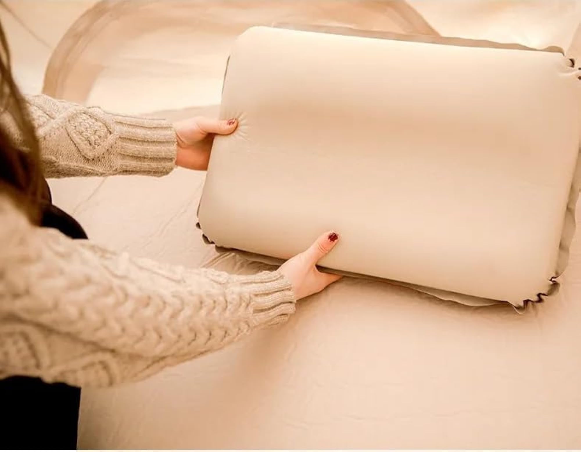 Portable Cervical Pillow for Outdoor Use